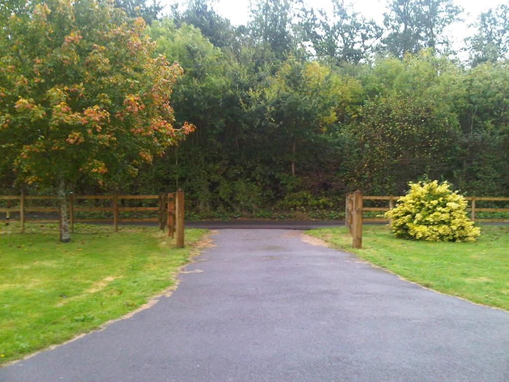 Plumpton House Hotel Ashford  Exterior foto